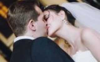 Откуда появилась традиция кричать «горько» на русских свадьбах