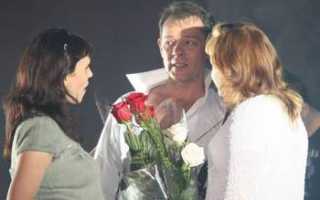 Из алиментов взяла: Казаченко тратит деньги на бывшего